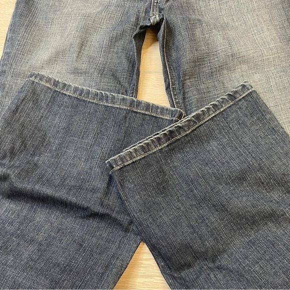 Calvin Klein Jeans Vintage Low Rise Bootcut Dark Wash Denim Women’s size 30 - Picture 8 of 14